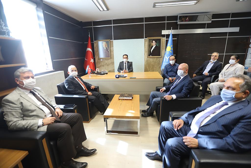 Başkanlardan MHP, CHP Ve İYİ Partiye Ziyaret