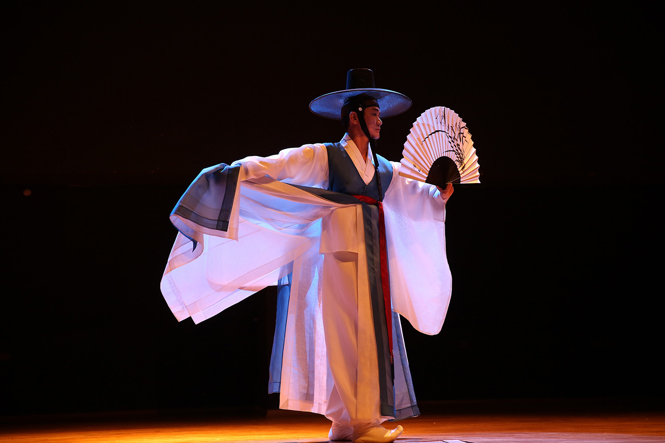 Dostluk Dansı