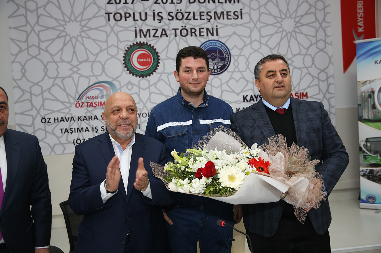 Ulaşım A.Ş'de Toplu Sözleşme Sevinci