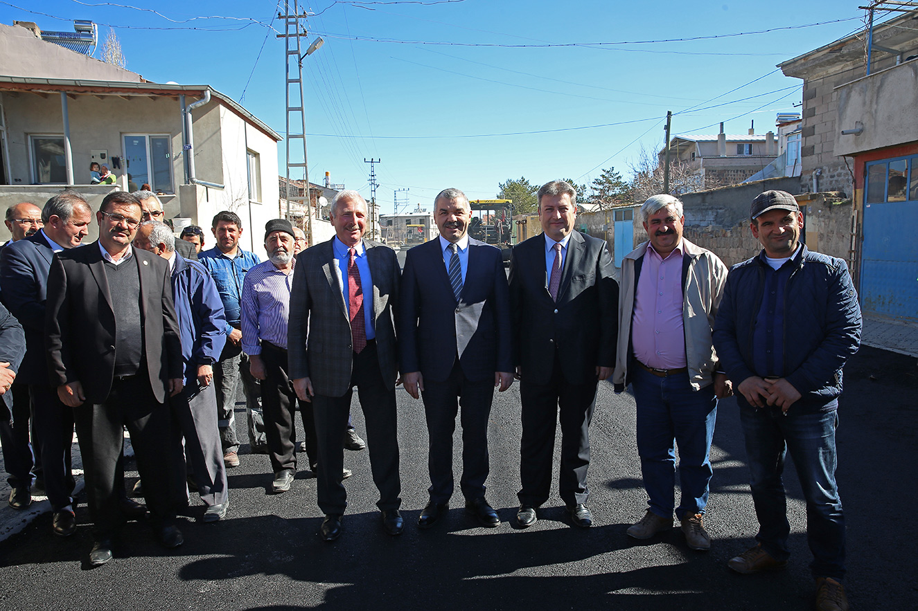 Başkan Çelik, Talas'ta Yapılan Çalışmaları İnceledi