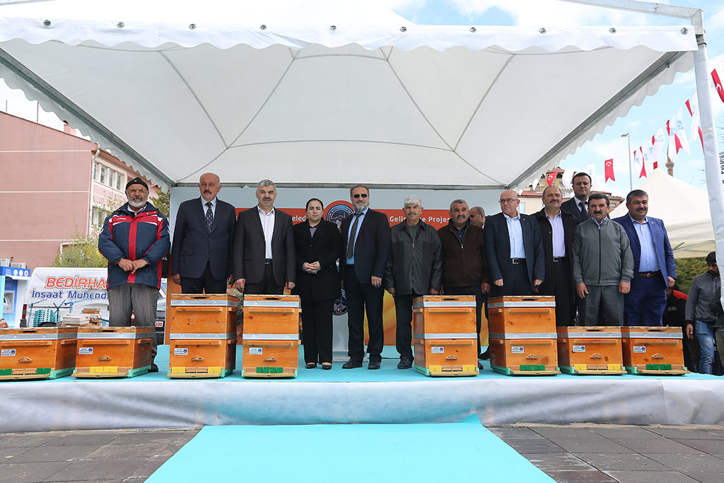 İlçelere Ekonomik Destek Sürüyor
