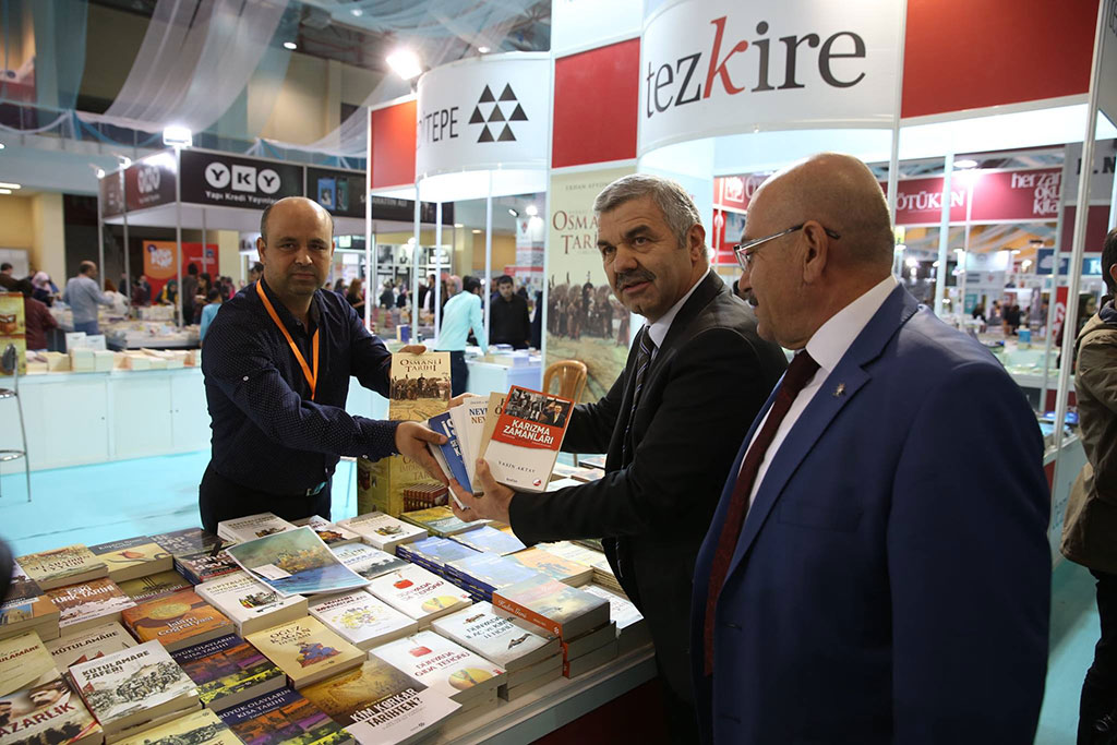Başkan ve Valiler Kitap Fuarı'nda