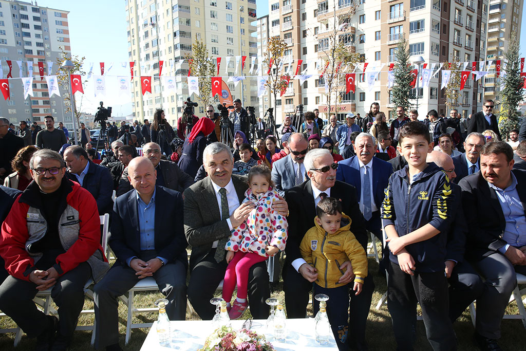 Büyükşehir'den Şehrimize Bir Park Daha 