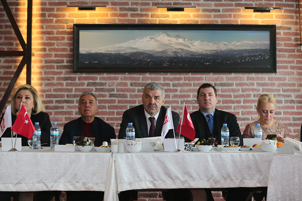 Erciyes'te Sabah