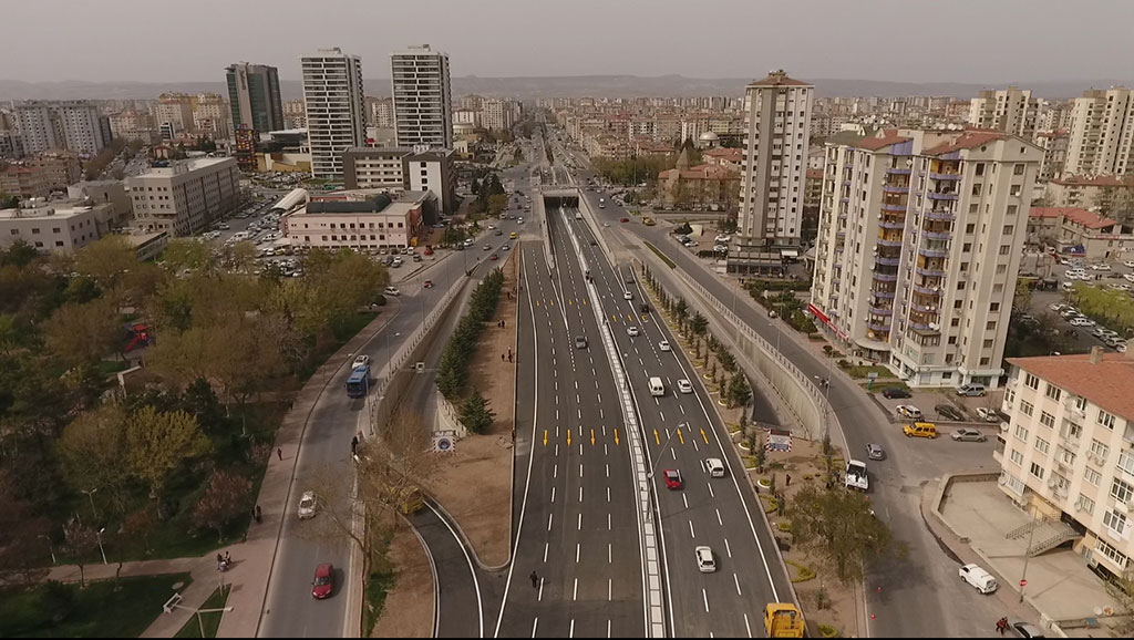 Yatırımlar Açılıyor, Ulaşım Rahatlıyor