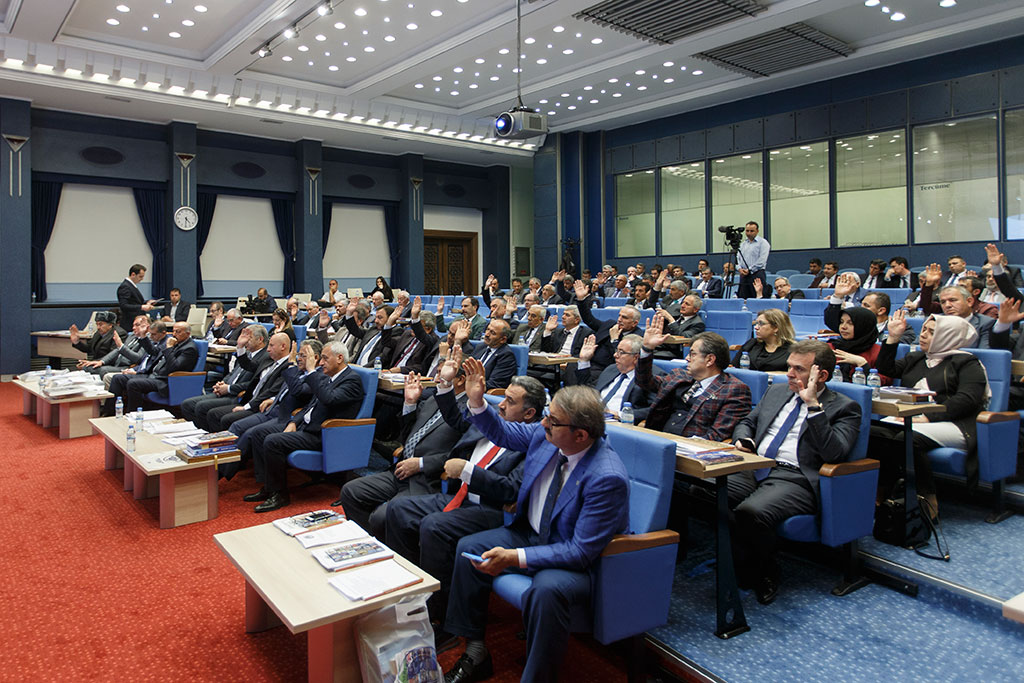 Büyükşehir Meclisi'nde Komisyonlar Belirlendi 