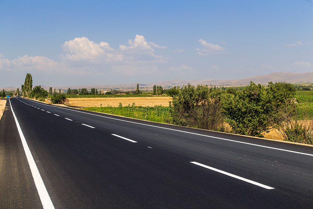 Büyükşehir'den Yemliha'ya Modern Yol