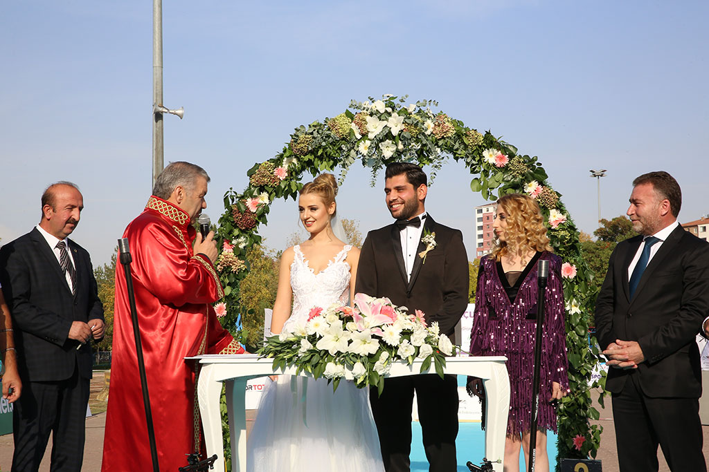 Şampiyon 12'den Vurdu