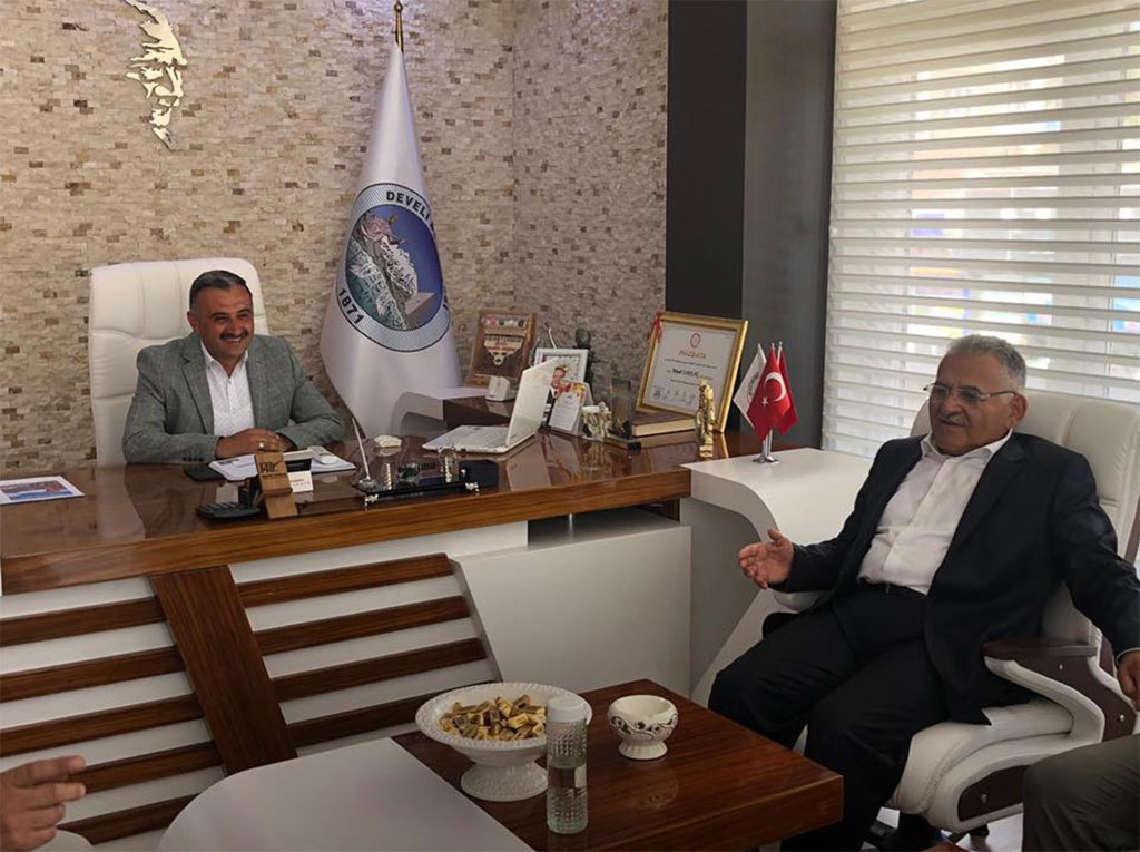 Başkan Büyükkılıç'tan İlçe Ziyaretleri