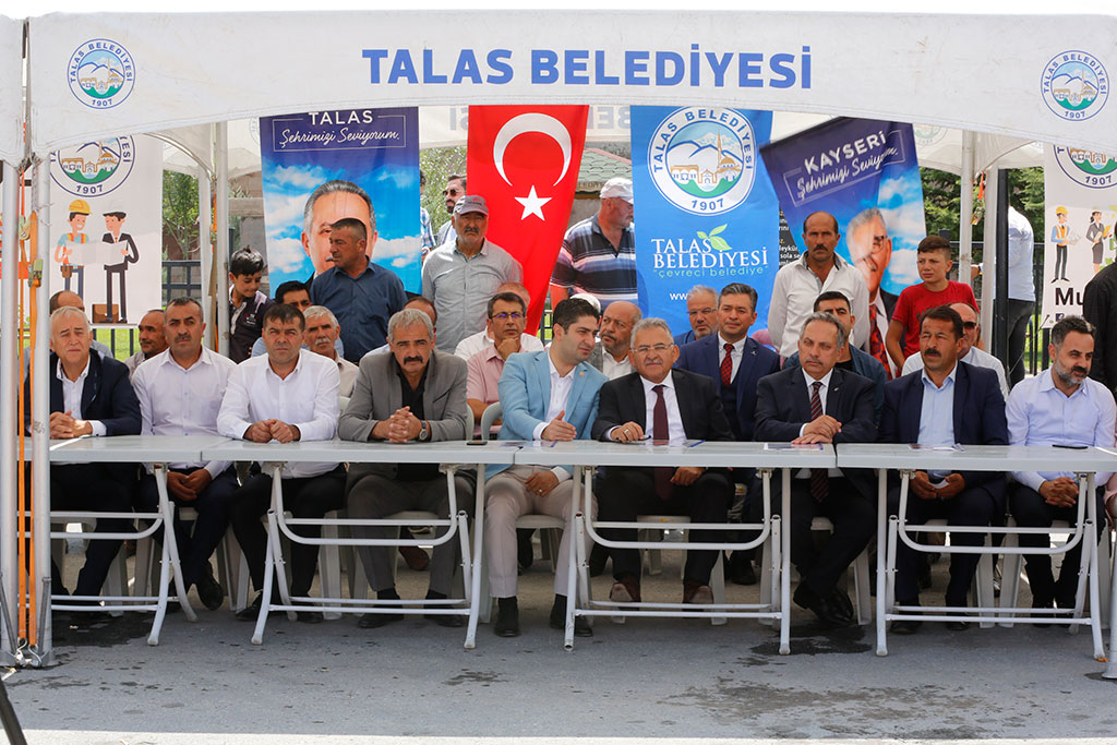 Başkan Büyükkılıç Kepez'de El Birliği ile Hizmette