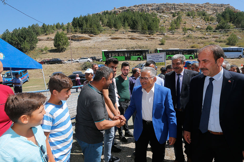 Başkan Büyükkılıç Dadaloğlu Şenlikleri'nde