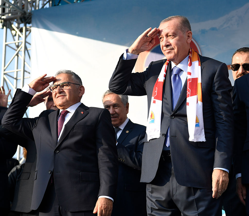 Büyükşehir Ve Kuruluşlarından 53 Başlıkta 324 Milyonluk Yatırım