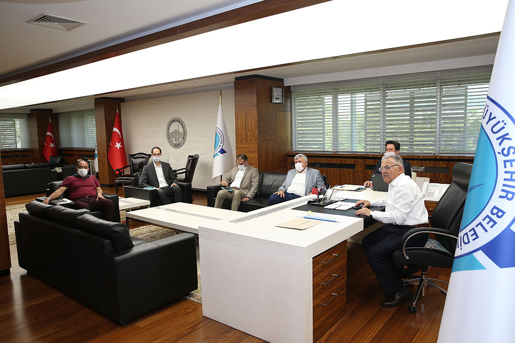 Başkan'dan Geleceğe Yön Veren Çalışmalar