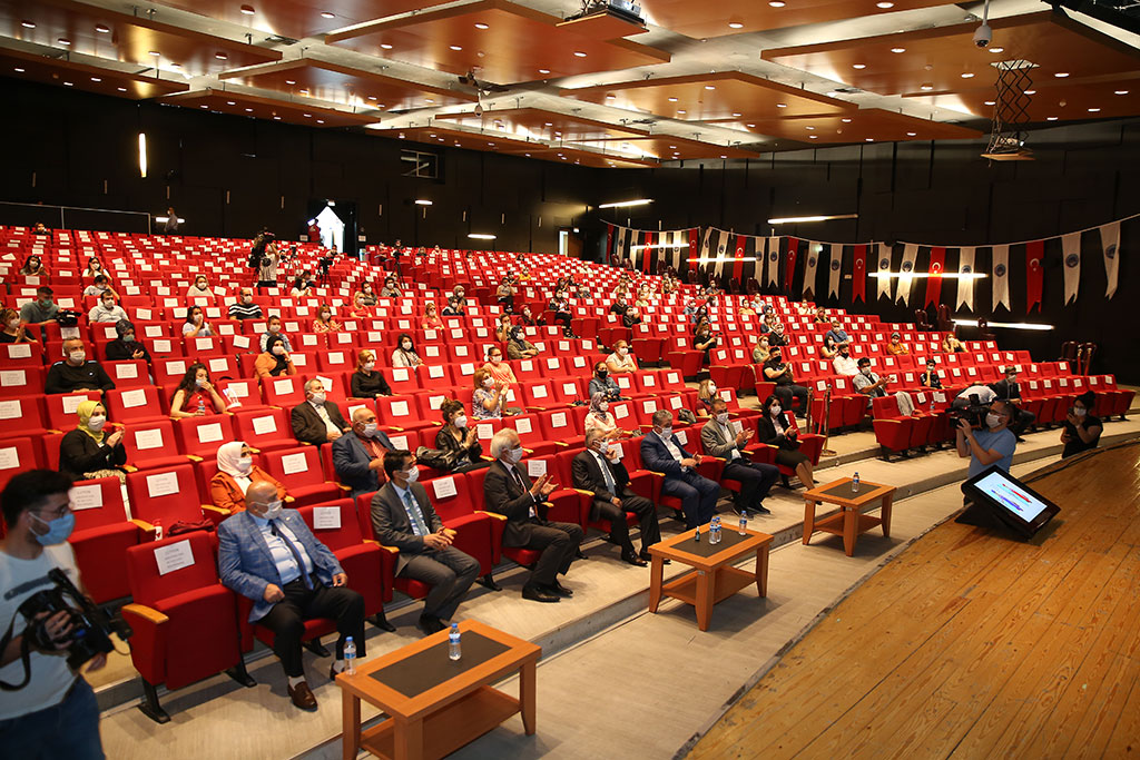 Büyükşehir'den Berberler Ve Kuaförlere Sertifikalı Eğitim