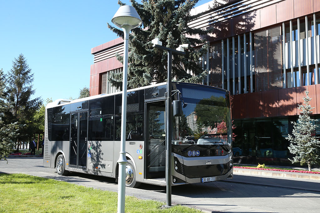 Başkan Büyükkılıç Talimat Verdi, 20 Otobüs Alınıyor