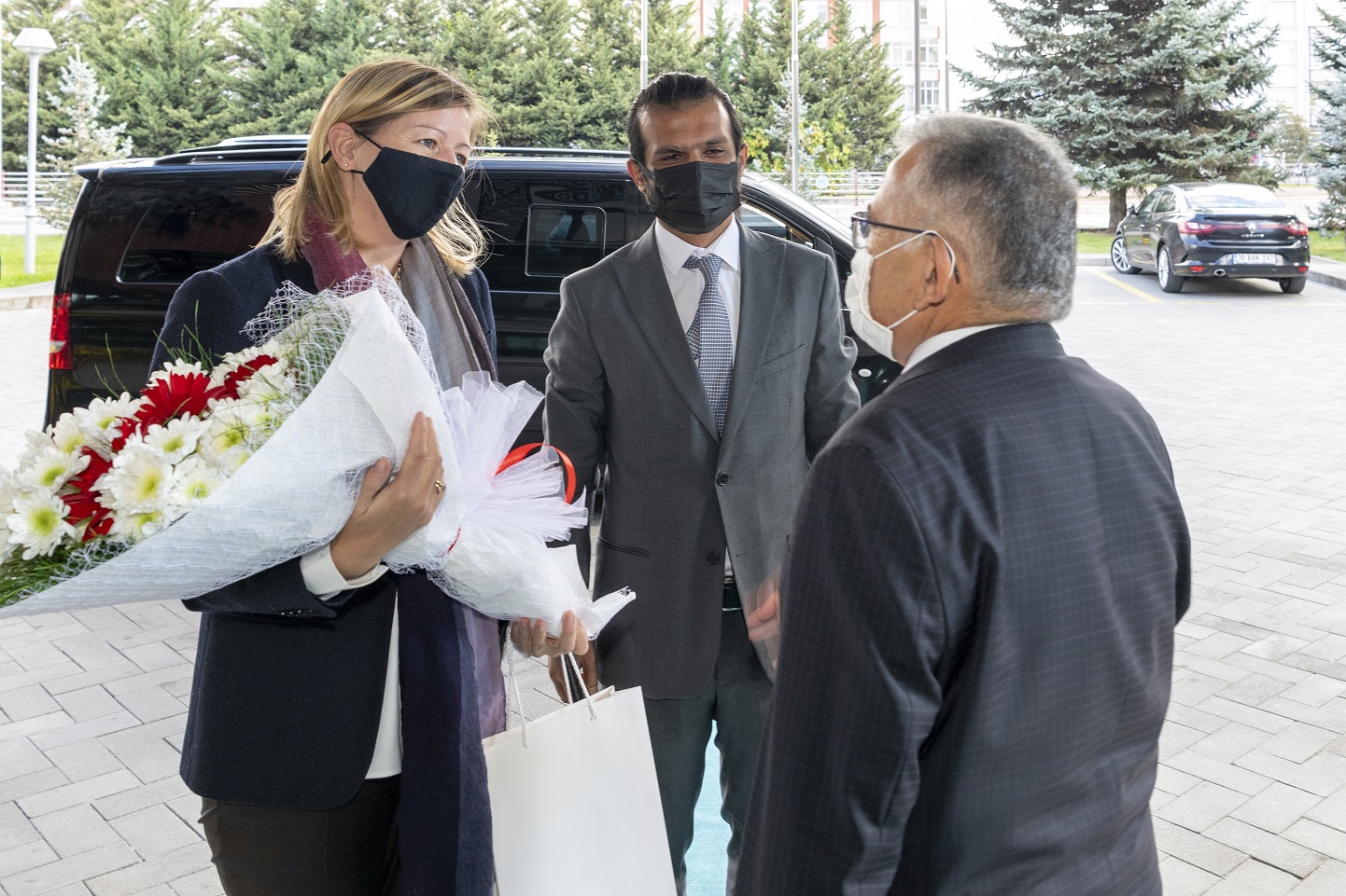Başkan Büyükkılıç, İngiliz Müsteşarı Konuk Etti