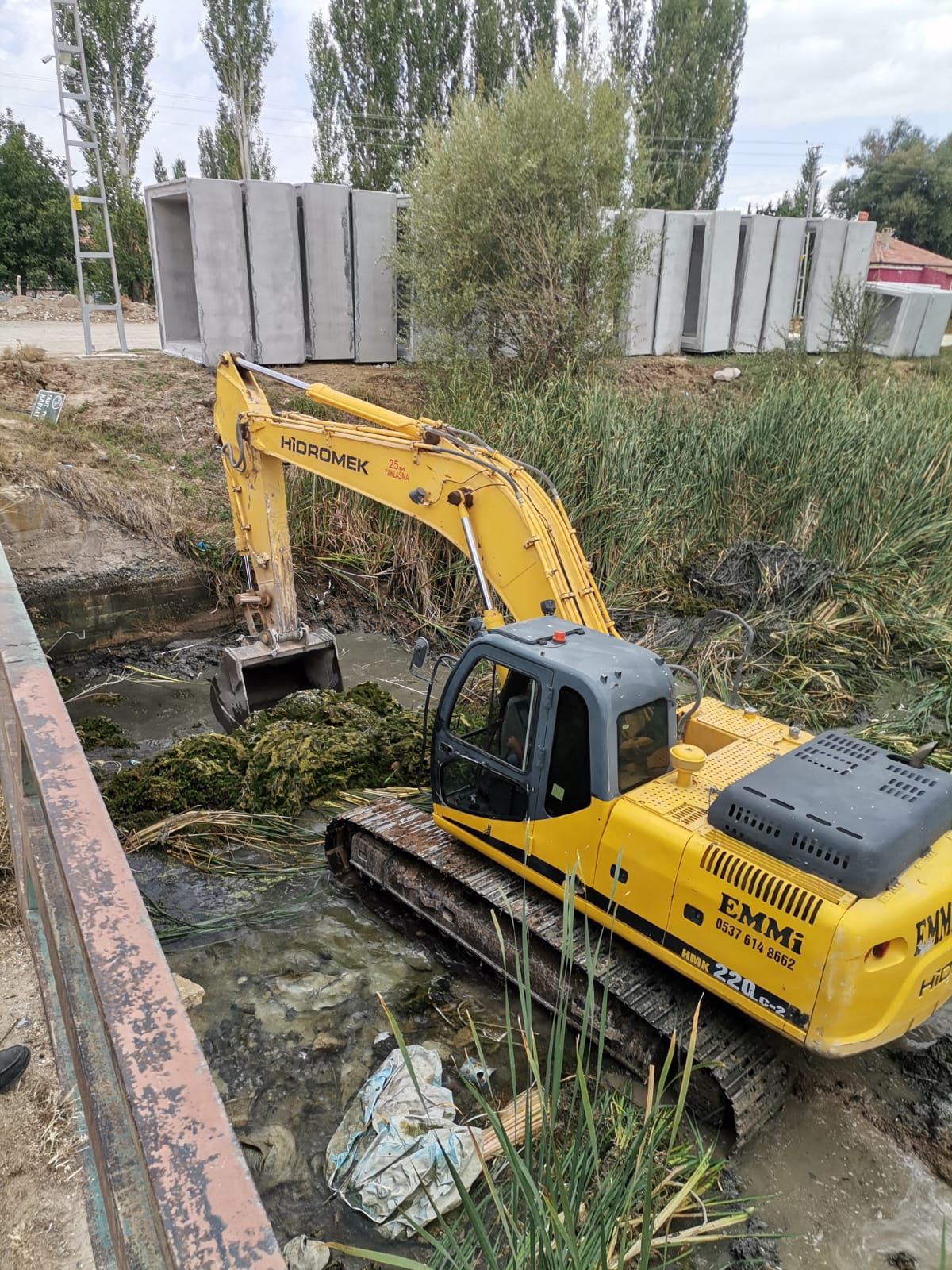 Büyükşehir’den 6 Kırsal Bölgede Yol Çalışması