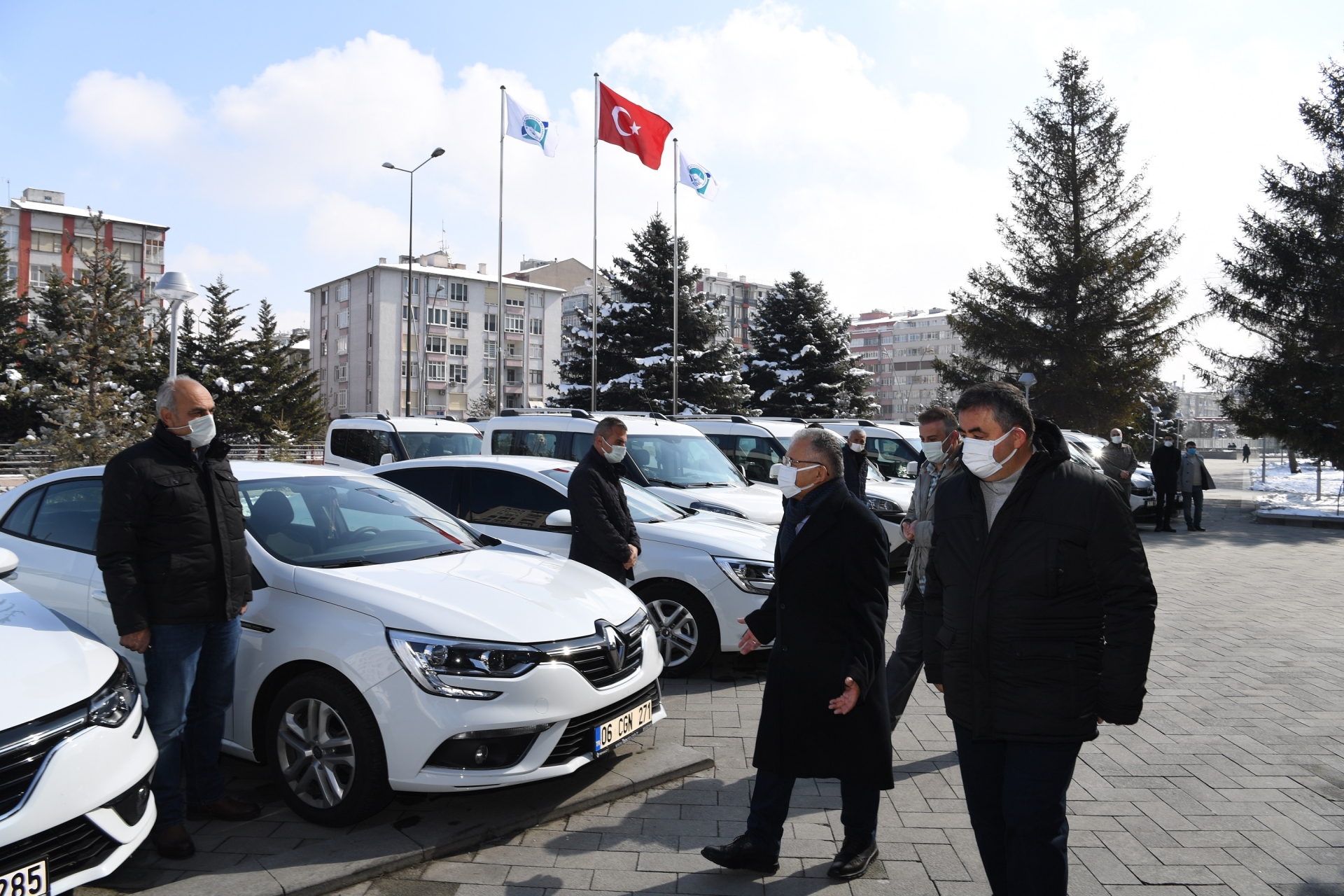 Doktor Başkandan Filyasyon ve Aşılamaya 24 Yeni Araç