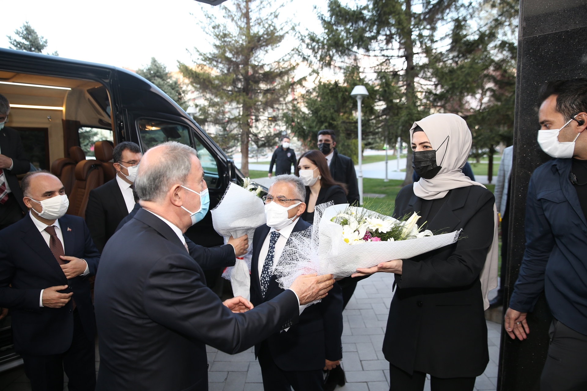Başkan Büyükkılıç, Bakanlar Akar ile Varank’ı Belediyede Ağırladı