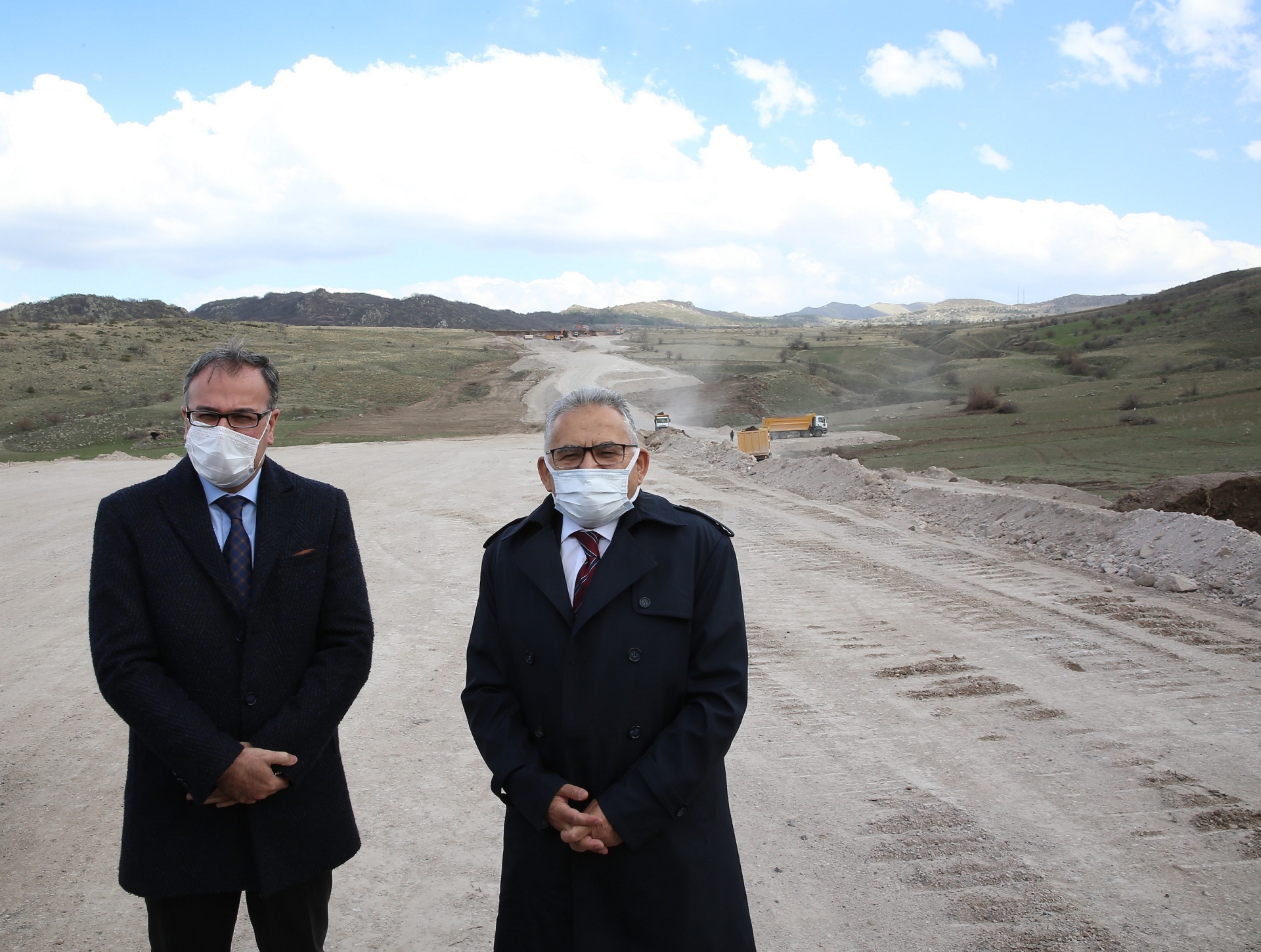 Büyükkılıç’tan 4 Bölgeyi Yakından İlgilendiren İki Ayrı Yol Çalışmasına Yakın Takip