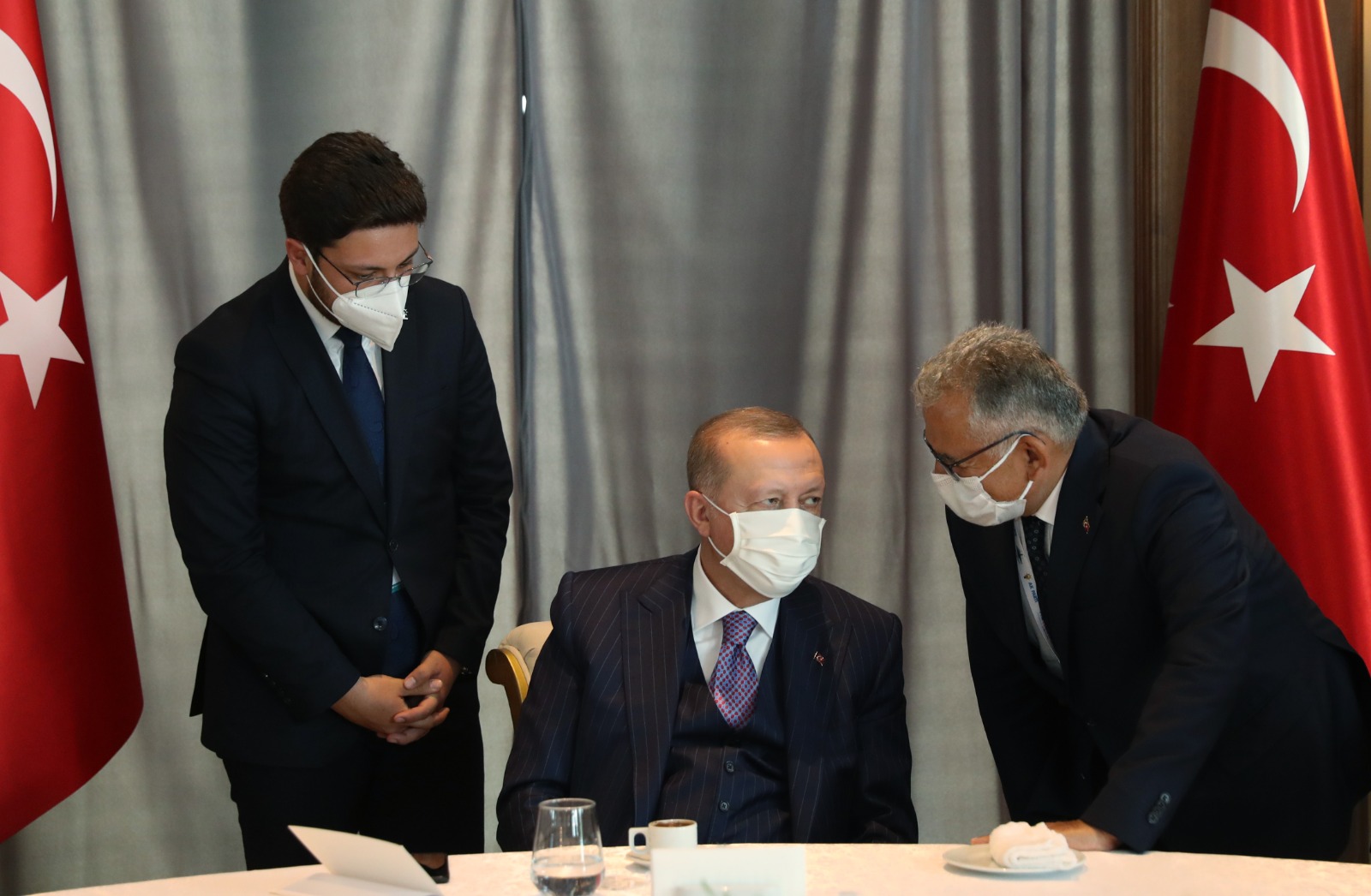 Başkan Büyükkılıç, Demokrasi Adası’nda Cumhurbaşkanı Erdoğan İle Görüştü