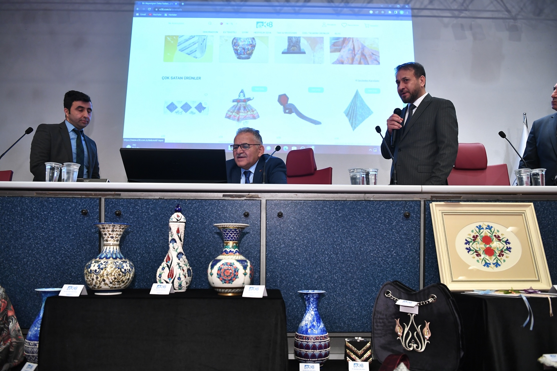 Kayseri Büyükşehir Belediyesi e-ihracat sitesi açtı.