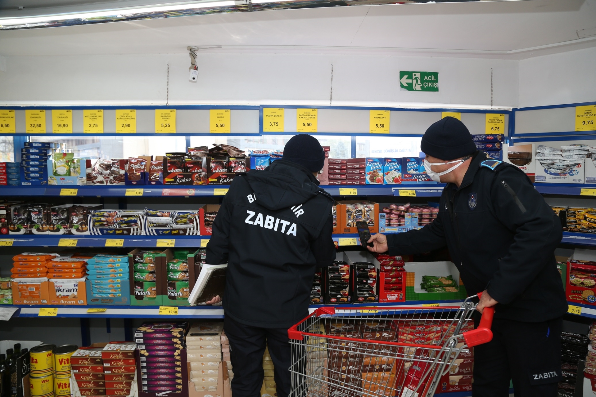 Büyükşehir Zabıta’nın Fahiş Fiyat Denetimleri Sürüyor