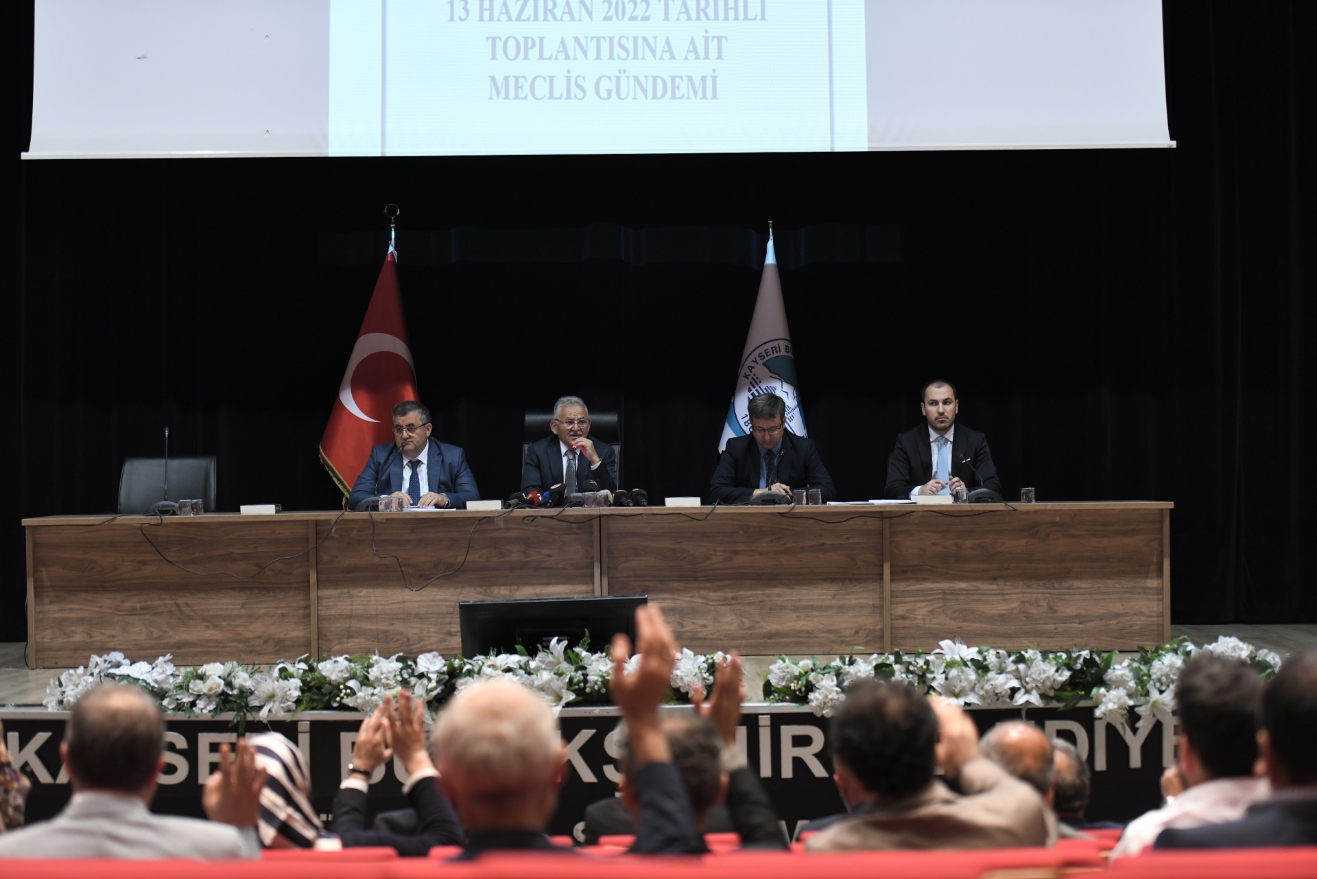 Büyükşehir Belediye Meclisi Toplandı