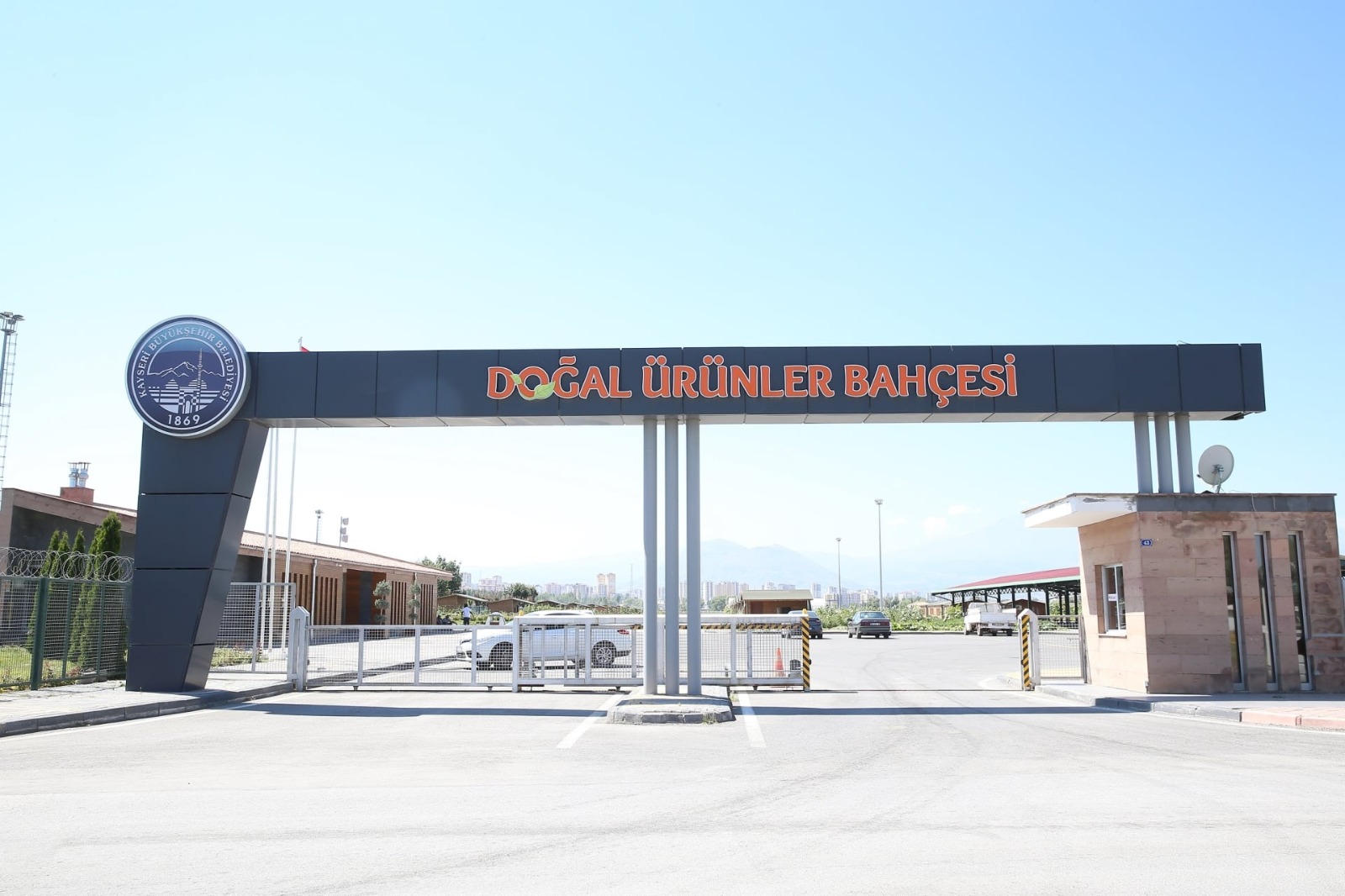 Büyükşehir’in “Doğal Ürünler Bahçesi Pazarı” Açılıyor