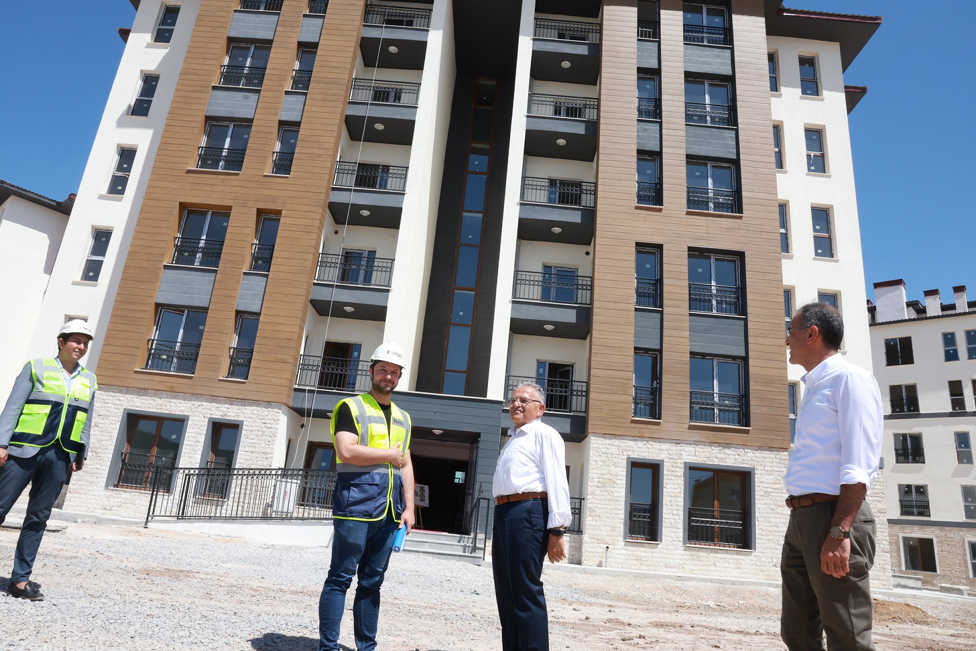 Büyükşehir’in Oruçreis Kentsel Dönüşüm Projesi’nde Hak Sahipleri Bilgilendirildi