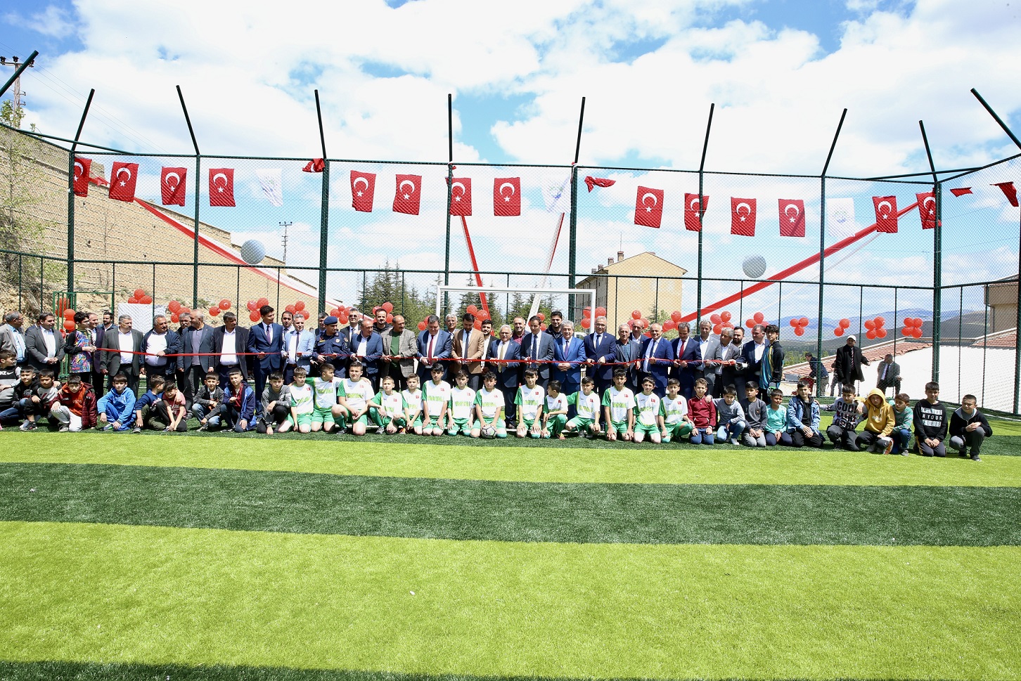 Avrupa Spor Şehri Kayseri'de Büyükşehir'den 141 Spor Sahası ve 33 Yüzme Havuzu