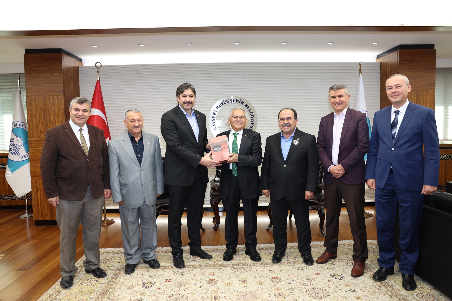 BEM-BİR-SEN Genel Başkanı Uslu’dan Başkan Büyükkılıç’a Ziyaret