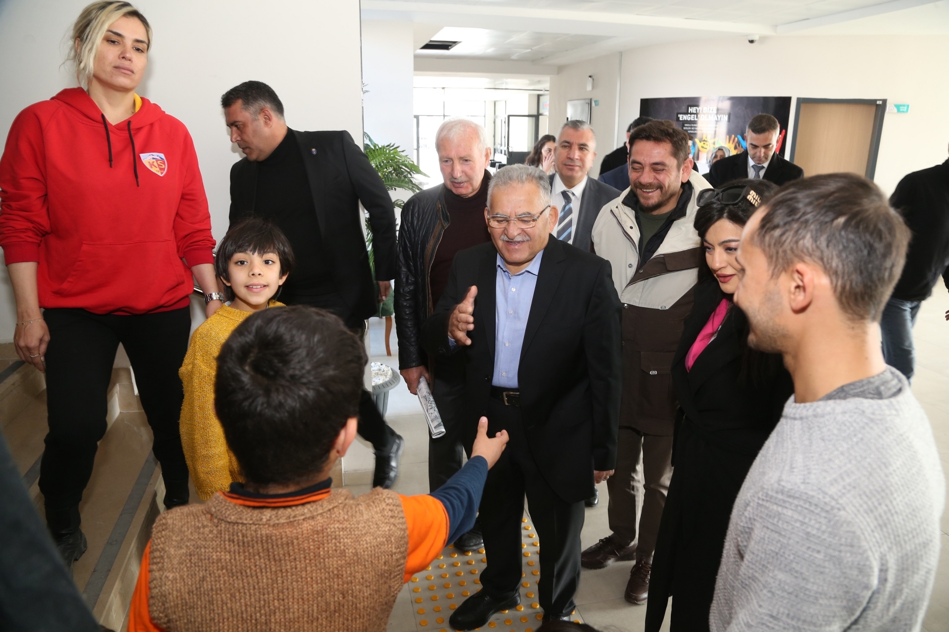 Büyükkılıç’tan Şehit Yiğitcan Çiğa Özel Eğitim Uygulama Okulu’na Ziyaret