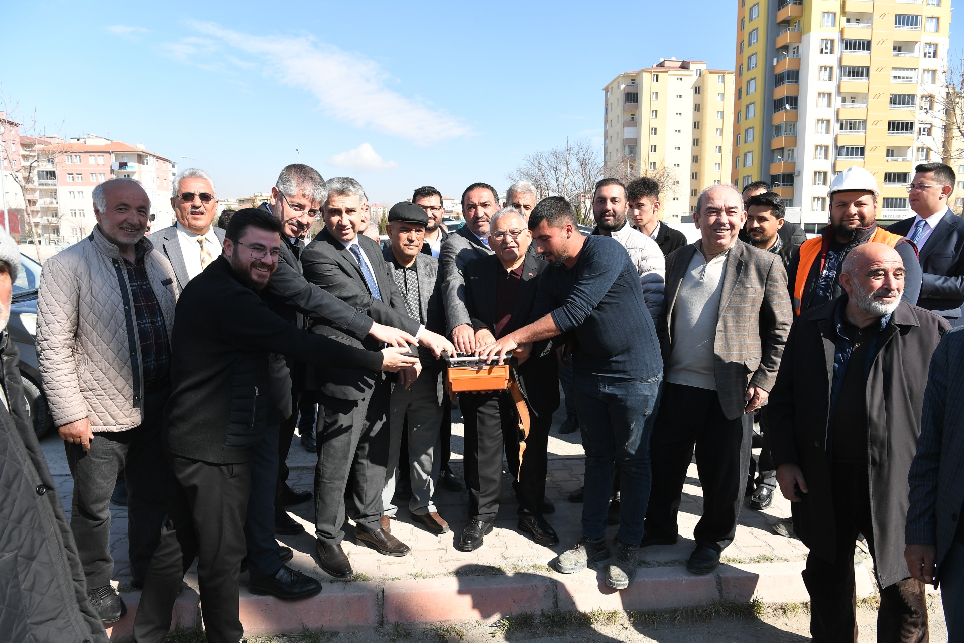 Başkan Büyükkılıç: “Kayseri’miz Her Yerde Hayırseverlerimizle Anılıyor”