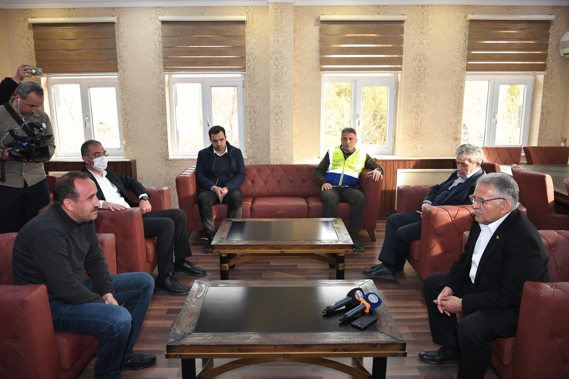 Başkan Büyükkılıç’tan İncesu’ya “Geçmiş Olsun” Ziyareti