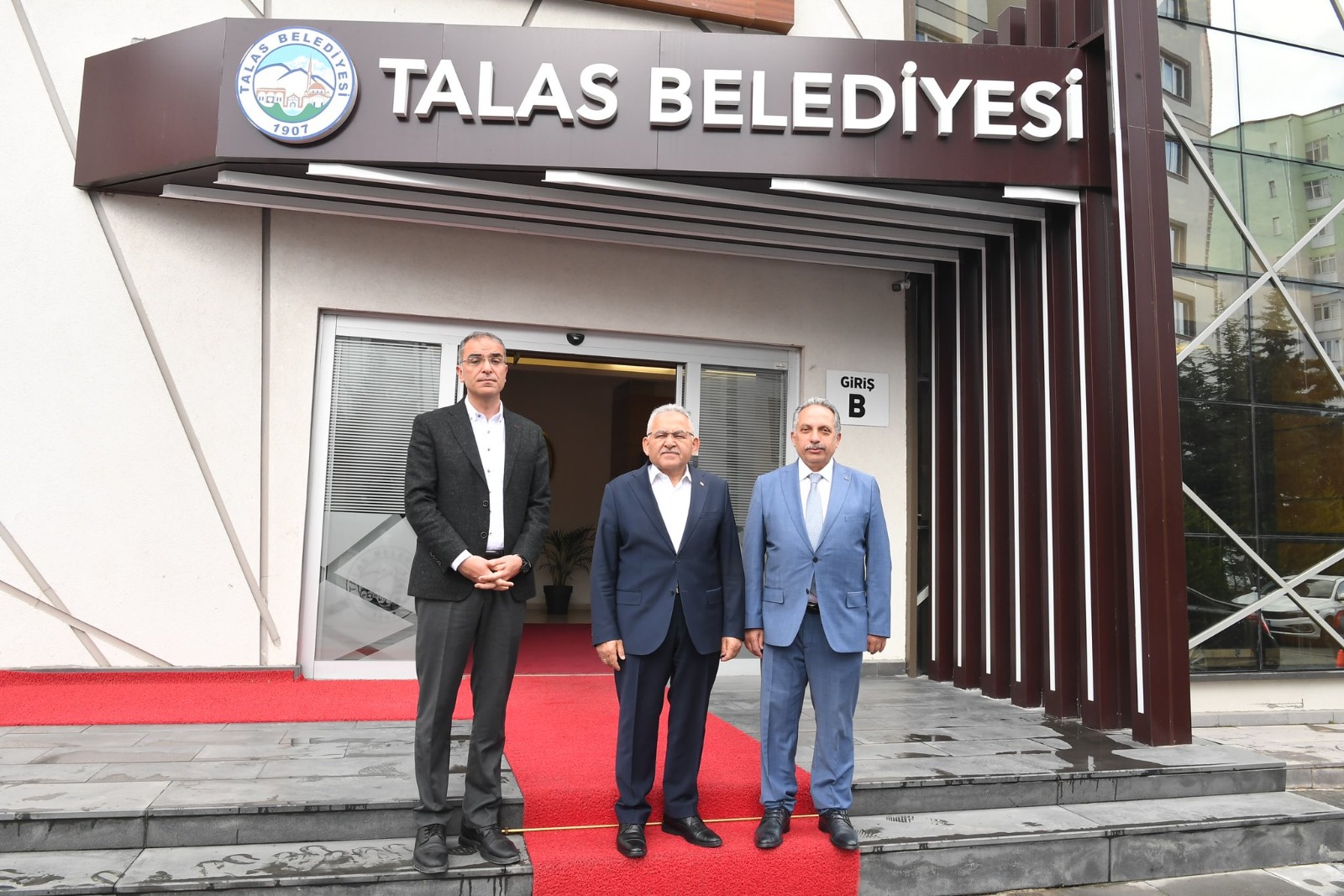 Başkan Büyükkılıç’tan Talas’ta Yatırım İstişare Toplantısı