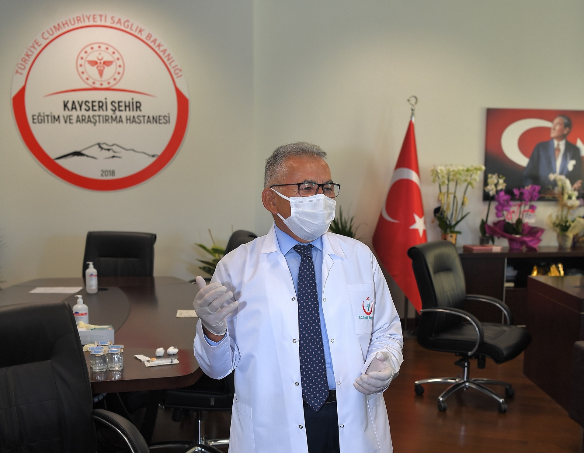 Büyükkılıç: “Sağlık Çalışanlarımızın Hakkını Ödeyemeyiz”