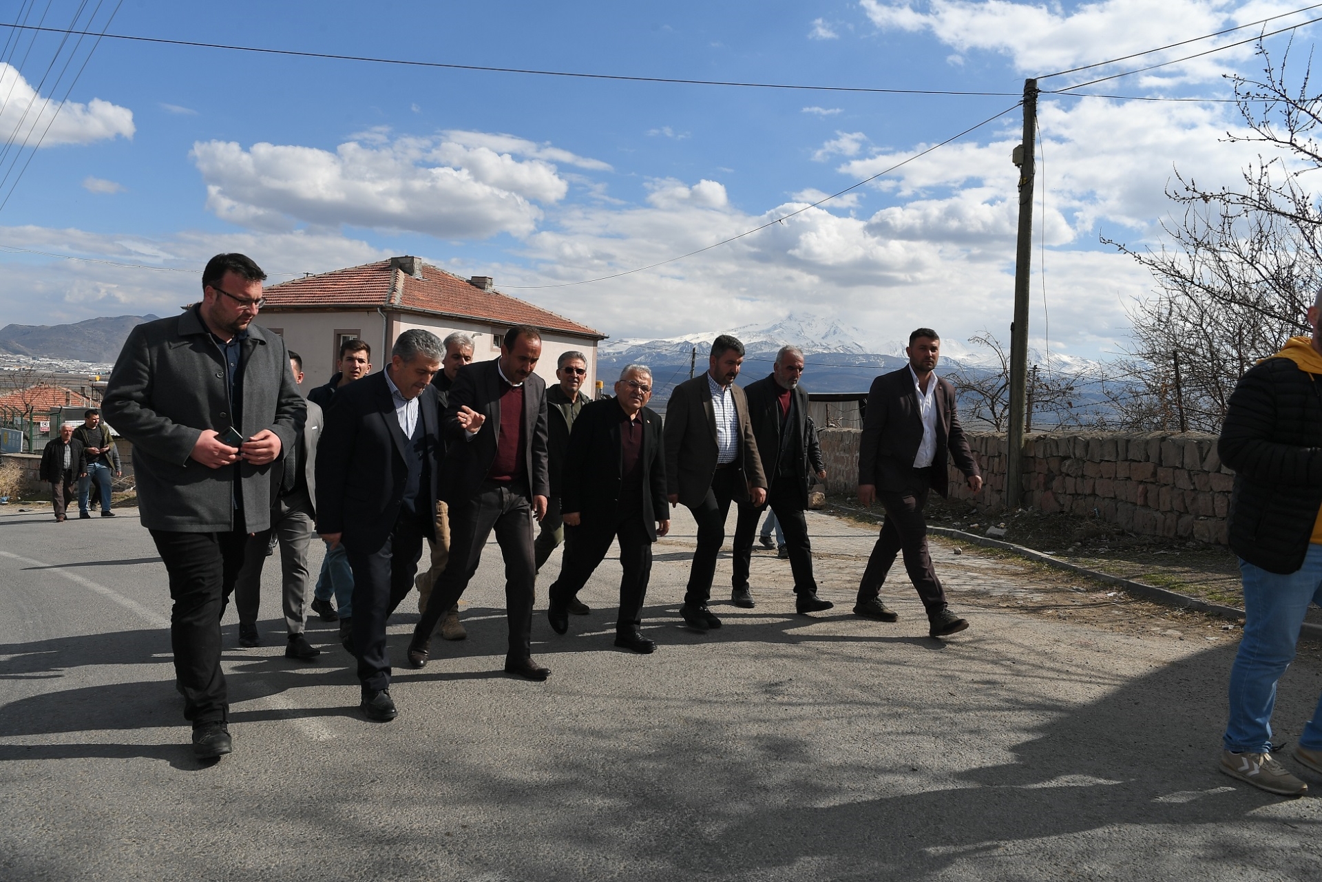 Büyükkılıç’tan İncesu ve Hacılar’a ‘Geçmiş Olsun’ Ziyareti
