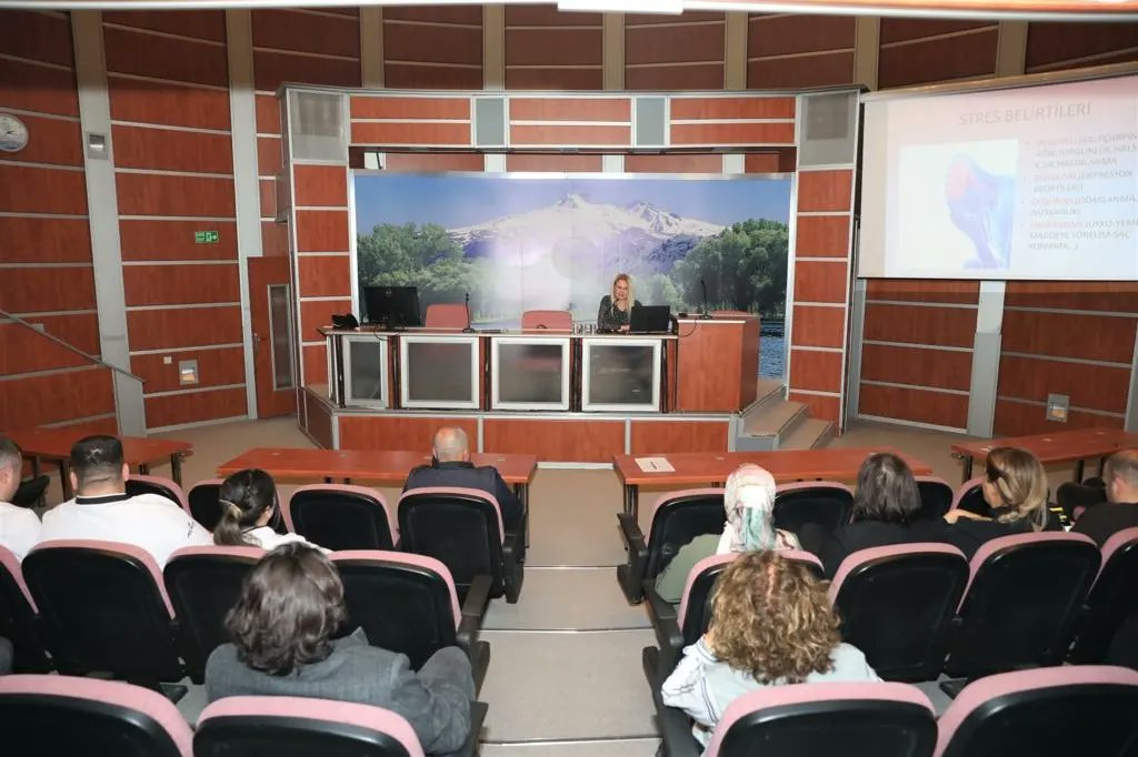 Büyükşehir’den ‘Deprem Psikolojisi ve Kaygı’ Konulu Eğitim Semineri