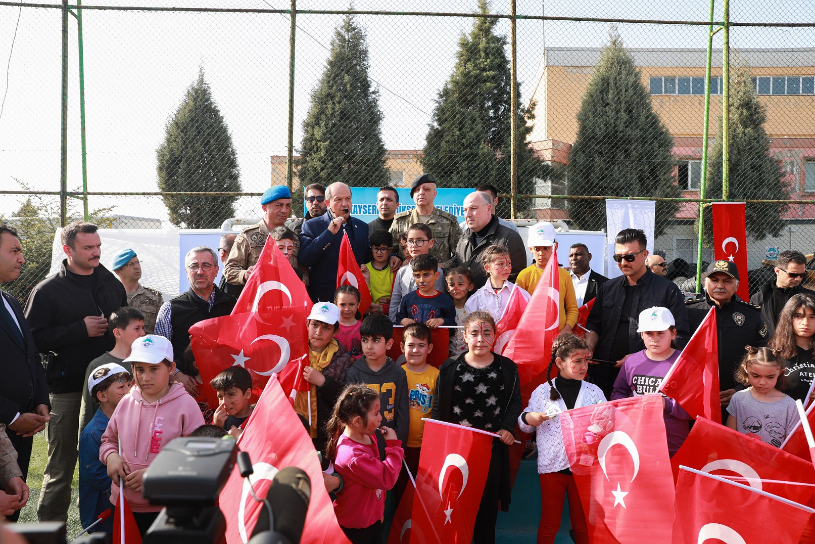 Büyükşehir’in Kayseri Mahallesi Etkinliği’ne Cumhurbaşkanı Tatar Katıldı
