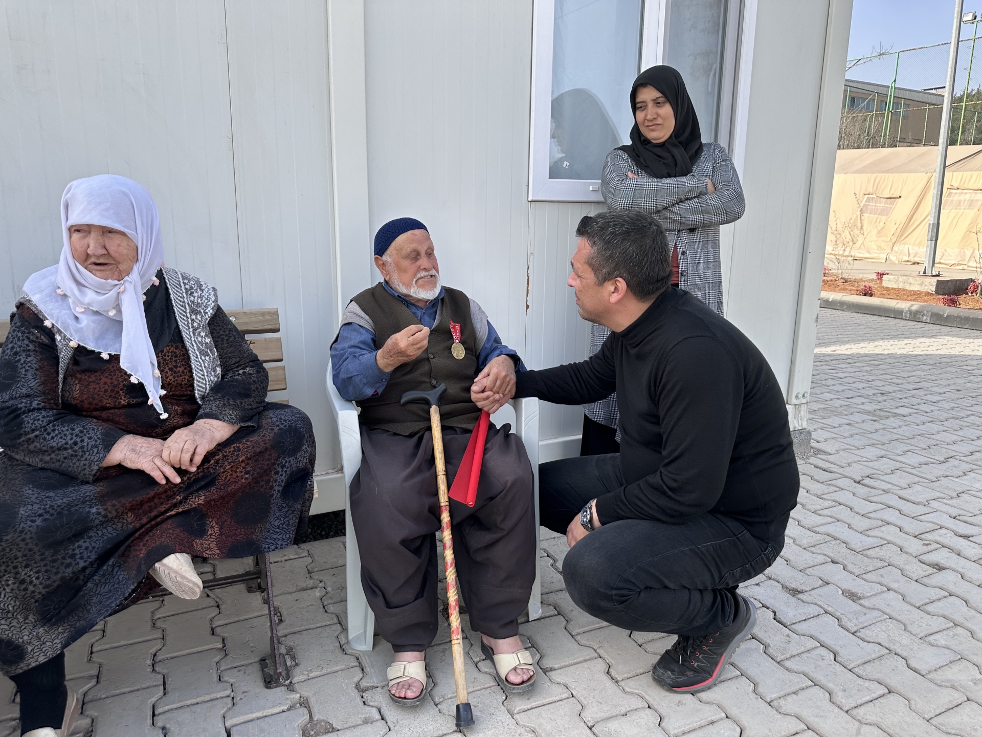 Depremzede Kıbrıs Gazisi'nden Kayseri'ye ve Başkan Büyükkılıç'a Teşekkür