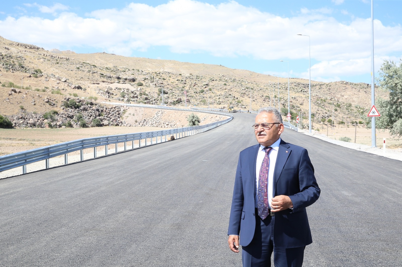 Başkan Büyükkılıç, 1,5 Milyar TL Maliyetle 90 Kilometrelik 'Yol' Açtı