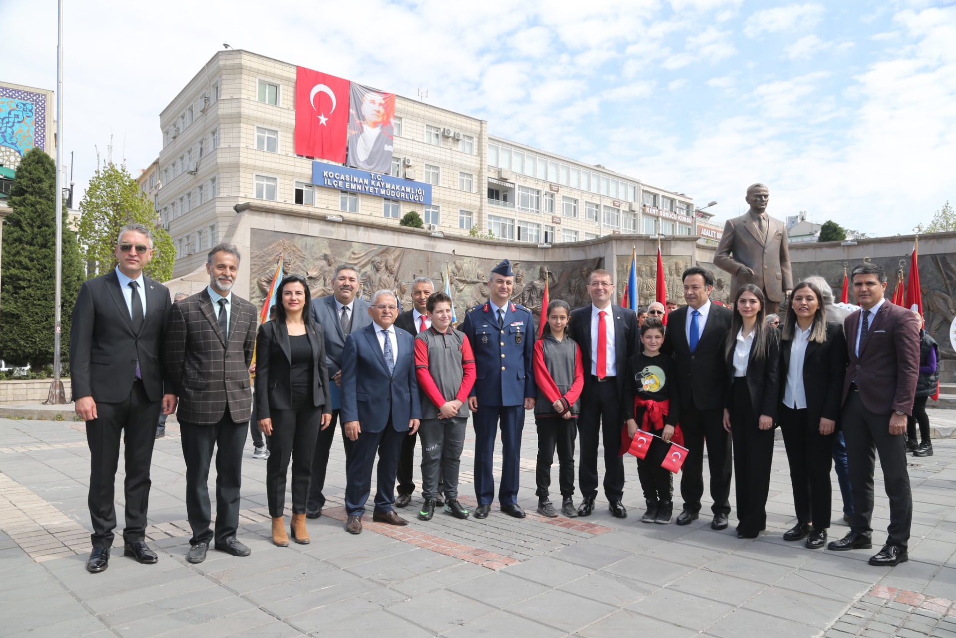Başkan Büyükkılıç, Çocukların 23 Nisan Coşkusuna Ortak Oldu