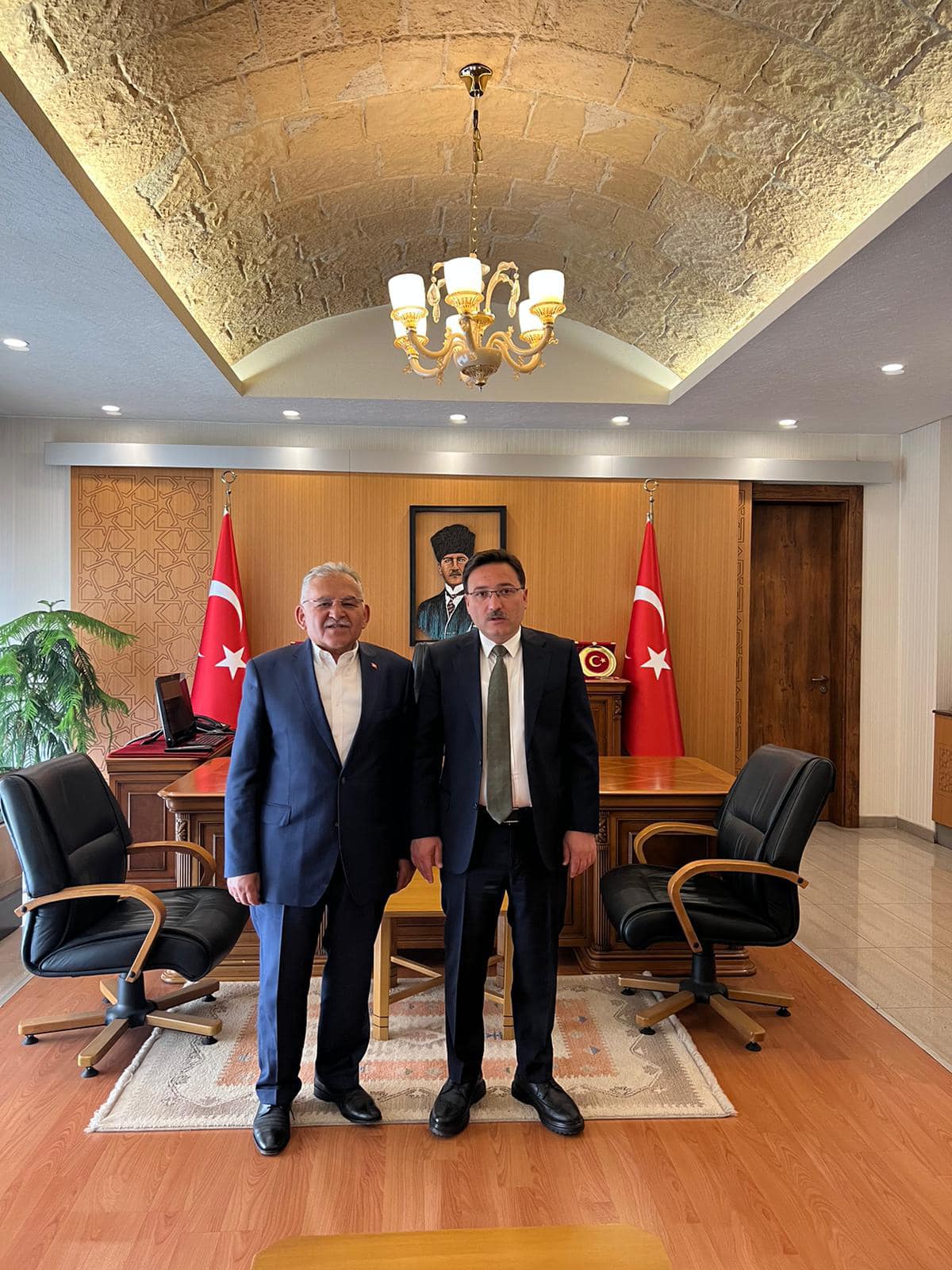 Başkan Büyükkılıç’tan Vali Çiçek’e ‘Hoş Geldiniz’ Ziyareti