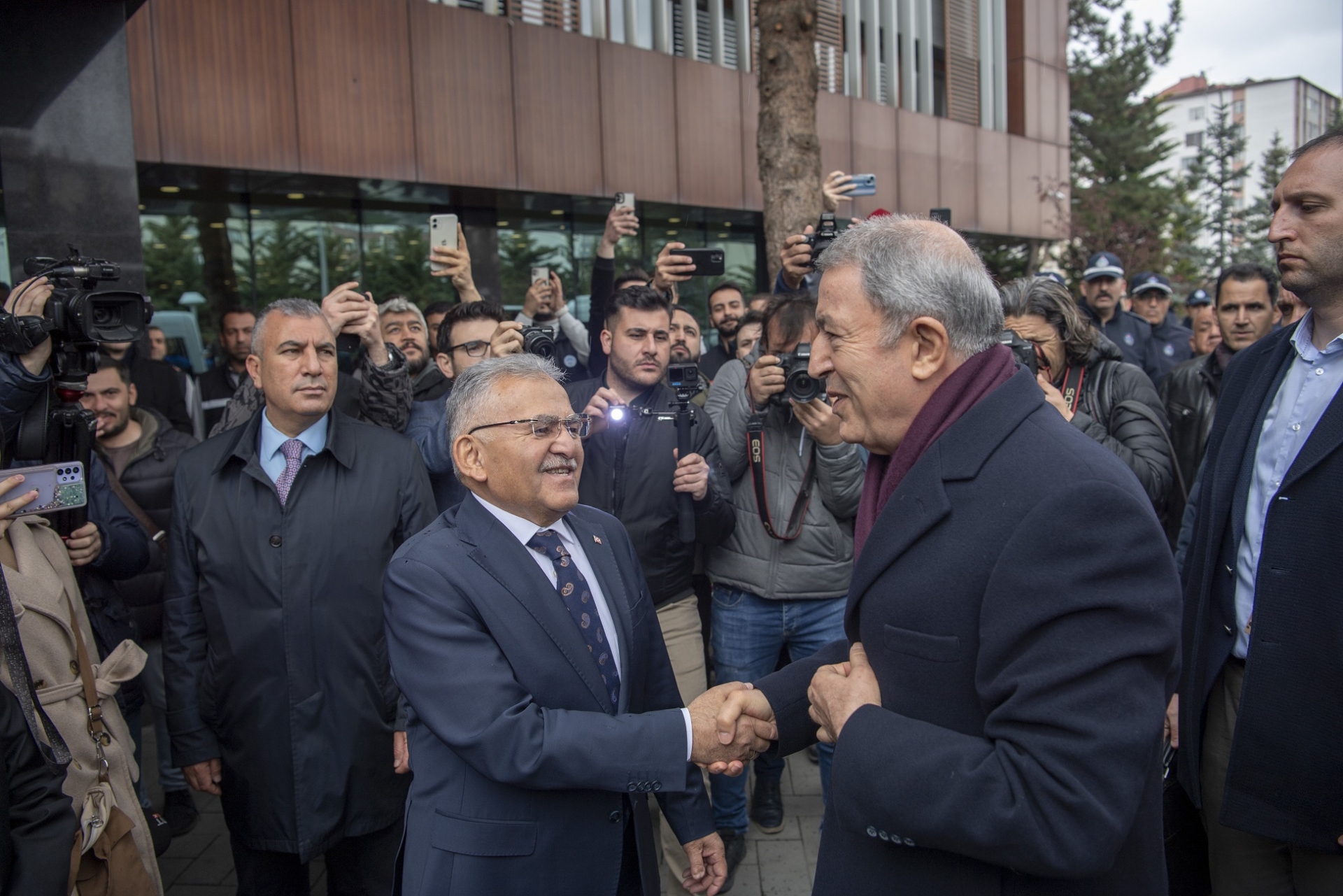 Büyükşehir’de Coşkulu Karşılama