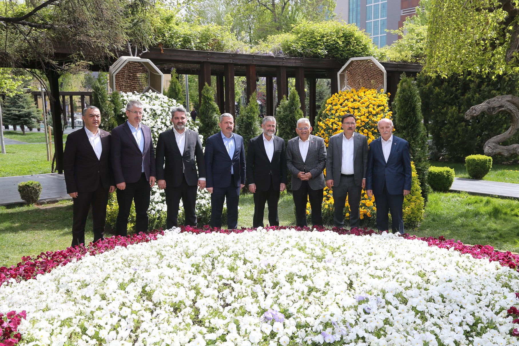 Hazine ve Maliye Bakanı Nebati’den Başkan Büyükkılıç’a Ziyaret