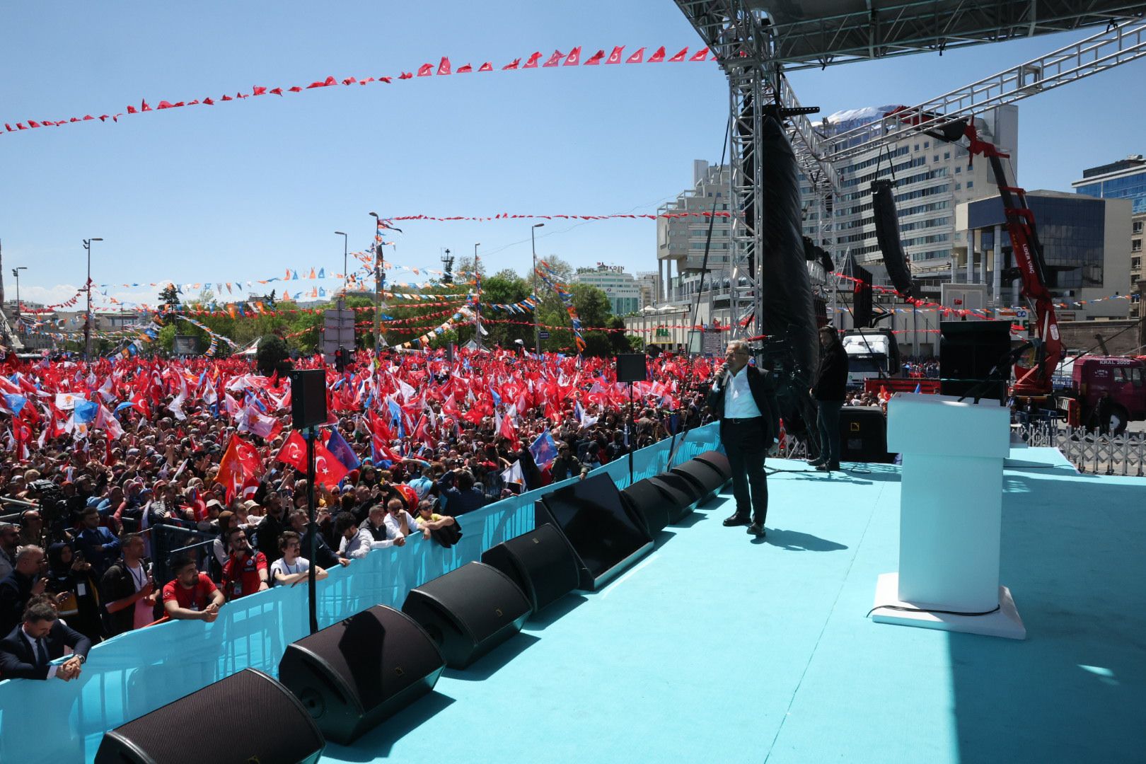 Başkan Büyükkılıç'tan Kayserililere 