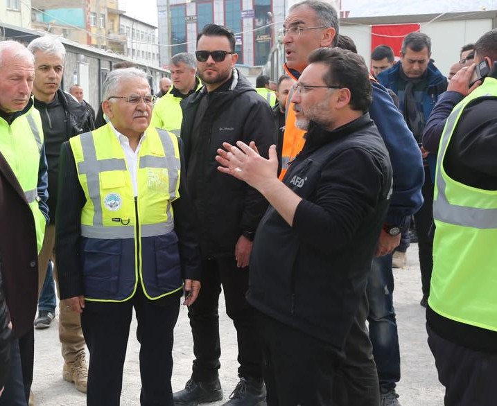 Büyükkılıç’a “Adıyaman Konteyner Basın Sitesi” Teşekkürü