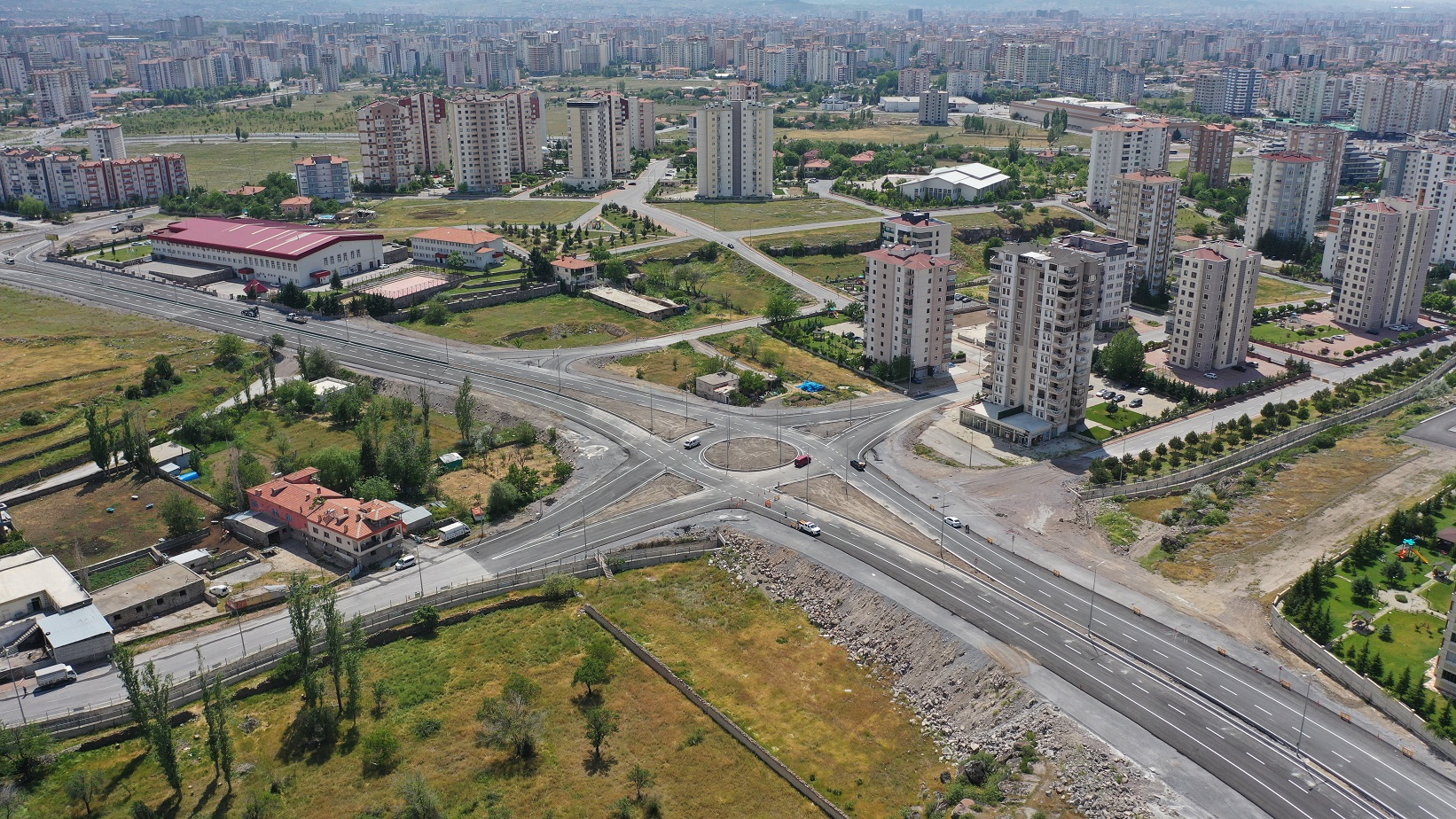 Büyükşehir’in 20 Milyon TL’lik Yol Yapım Çalışmalarında Sona Gelindi