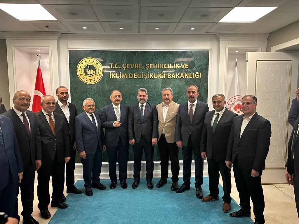 Başkan Büyükkılıç, Bakan Özhaseki'nin Devir Teslim Töreni'ne Katıldı